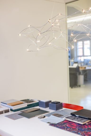 exklusives design
exklusive entwürfe
farb material licht gestaltung
individuelle möbelentwürfe