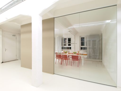 moderner heller Bürobereich